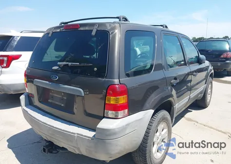 2006 Ford Escape Xls/Xls Manual from USA, damaged, VIN 1FMYU02ZX6KB36065